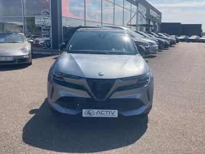 Alfa-Romeo JUNIOR 1.2 IBRIDA 145 SPECIALE E-DCT6 (2026) - Photo 2