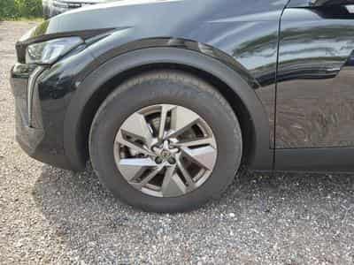 Peugeot 408 HYBRID 136 ALLURE E-DCS6 (2024) - Photo 9