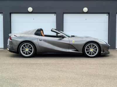 Ferrari 812 GTS GTS (2023) - Photo 6