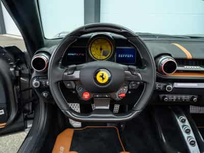 Ferrari 812 GTS GTS (2023) - Photo 9