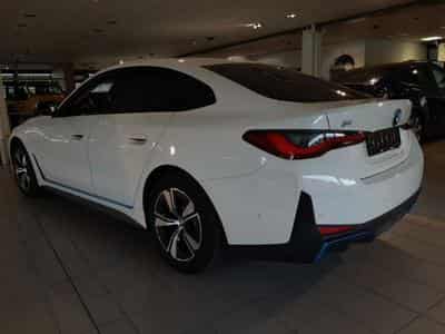 Bmw i4 eDrive40 5d (2023) - Photo 3