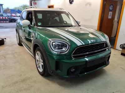 Mini Cooper COUNTRYMAN Cooper SE ALL4 Classic Trim (2022) - Photo 1