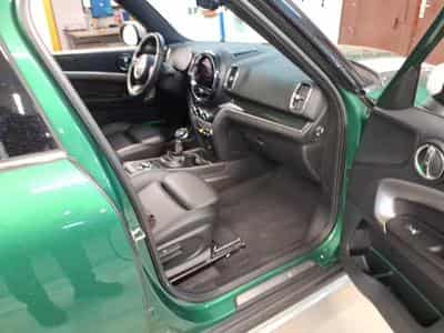 Mini Cooper COUNTRYMAN Cooper SE ALL4 Classic Trim (2022) - Photo 6