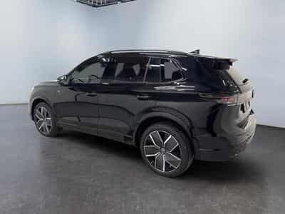 VW Tiguan Standard (2025) - Photo 5