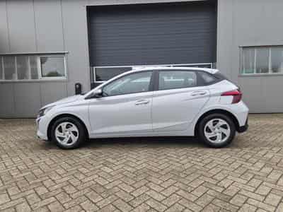 Hyundai i20 Standard (2026) - Photo 2