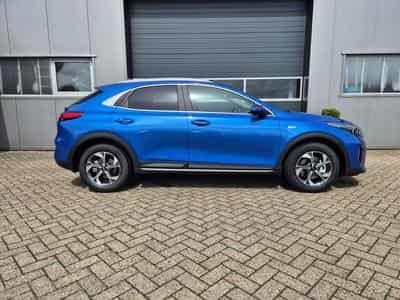 Kia Xceed Standard (2026) - Photo 6