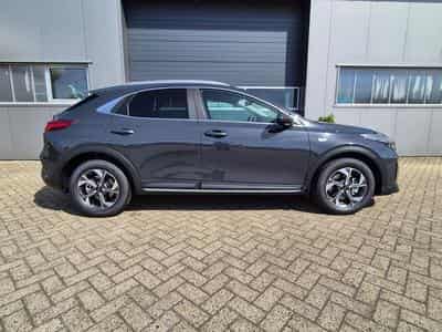 Kia Xceed Standard (2026) - Photo 6