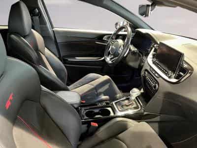 Kia Pro Ceed Proceed GT 1.6 T-GDI 204 (2023) - Photo 11