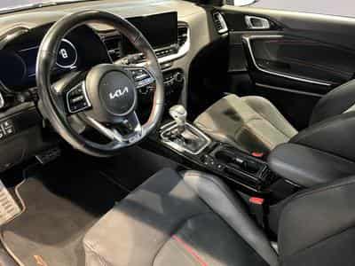 Kia Pro Ceed Proceed GT 1.6 T-GDI 204 (2023) - Photo 9