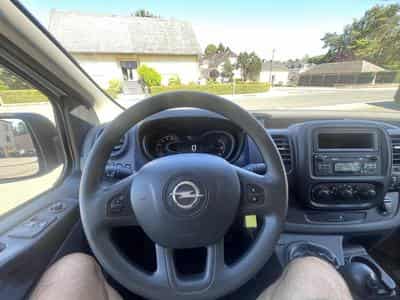 Opel Vivaro 1.6cdti 95cv L1H1 Euro6 Clim Camera PDC Armoires Wurth (2019) - Photo 11