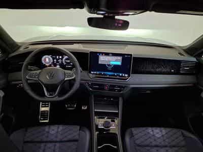 VW Tiguan R-Line 2.0 TSI OPF 4MOTION 7-Gang DSG (2026) - Photo 11