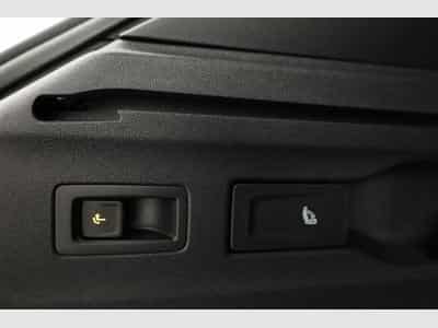 VW ID.7 Kombi Pro 210 kW (2026) - Photo 13