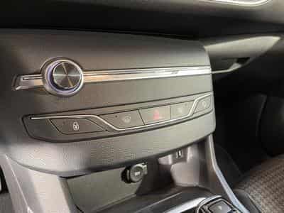 Peugeot 308 SW 1.5 BlueHDI 130 ACTIVE EAT8 GPS BLUETTOTH (2021) - Photo 5