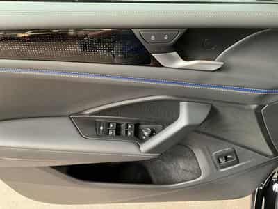 VW Tiguan R-Line+DSG+Black-Style+4M+Pano+AHK+IQ-Drive (2025) - Photo 14