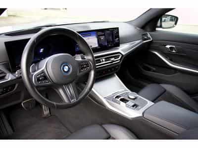 BMW 330 330e Aut. Pack M 19" HuD pack Innovation Driving Assistant (2024) - Photo 7