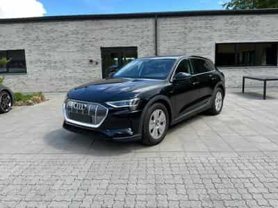 Audi e-tron Standard (2022) - Photo 1