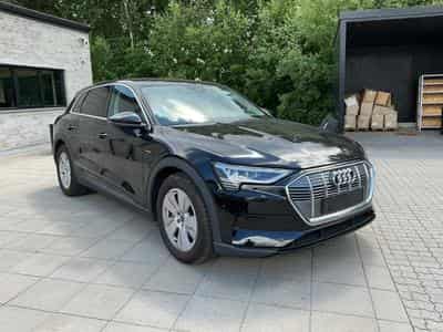 Audi e-tron Standard (2022) - Photo 2