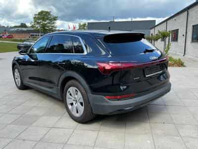 Audi e-tron Standard (2022) - Photo 4