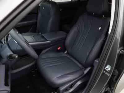 Geely EX5 PRO +  60 kWH´h (2026) - Photo 8