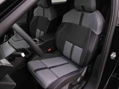 Opel Grandland 1.2 T Hybrid 145 GS (2025) - Photo 7