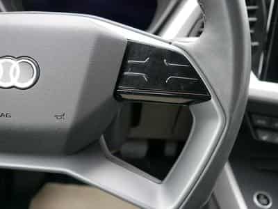 Audi Q4 e-tron Q4 40 E-TRON (2023) - Photo 13