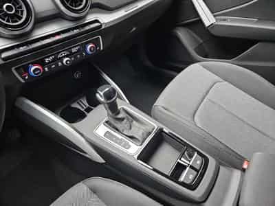 Audi Q2 35 TFSI S-Tronic 150  S-Line (2025) - Photo 11