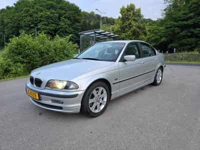 BMW 323 i  Automatic (1999) - Photo 1