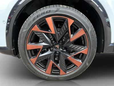 Cupra Formentor DSG+Pure-Perf.+Dynamic-Design+PANO+LM19 (2025) - Photo 8
