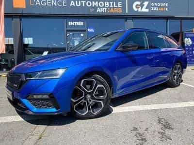 Skoda Octavia Octavia Combi 2.0 TDI DSG RS (2021) - Photo 2