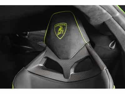 Lamborghini Revuelto AD PERSONAM - VERDE CITREA / ROSSO MARS (2025) - Photo 14