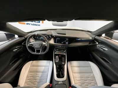 Audi e-tron RS+ICE&RACE+84kWh+Limitiert+360° (2024) - Photo 3