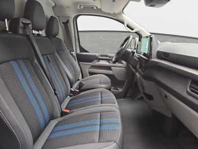 Ford Transit 2.0 ECOBLUE 170 BVA L1H1 Sport (2026) - Photo 13