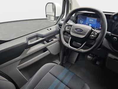 Ford Transit 2.0 ECOBLUE 170 BVA L1H1 Sport (2026) - Photo 7