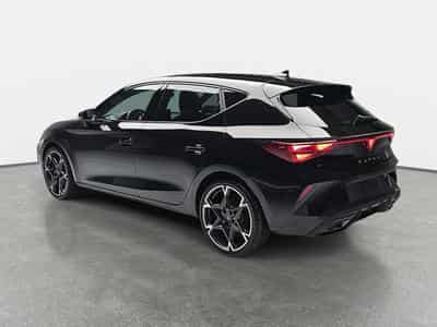 Cupra Leon 1.5 eTSi DSG 150 (2025) - Photo 4
