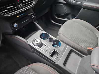 Ford Kuga 1.5 EcoBoost 186 Auto ST-Line (2025) - Photo 10