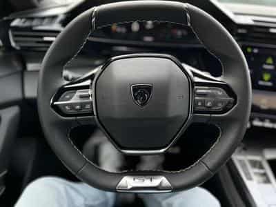Peugeot 308 1.2 PureTech 145 e-DSC6 GT (2025) - Photo 11