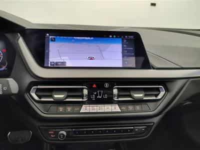 BMW 118 118iA Pack M NAVI / FULL LED / ALCANTARA / PANO (2024) - Photo 11