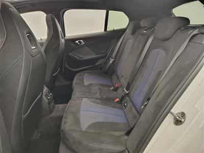 BMW 118 118iA Pack M NAVI / FULL LED / ALCANTARA / PANO (2024) - Photo 13