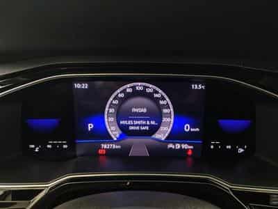 VW Taigo 1.0 TSI 110cv DSG Style CARPLAY / FULL LED / KEYLESS / JA 17 (2022) - Photo 10