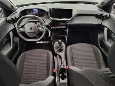 Peugeot 2008 1.2 PureTech 100Cv Active CARPLAY / PDC (2023) - Photo 8