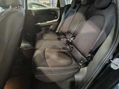 MINI Countryman 1.5A PHEV Cooper SE ALL4/NAVI/FULL LED/JA17/PDC (2023) - Photo 13