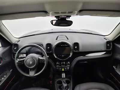 MINI Countryman 1.5A PHEV Cooper SE ALL4/NAVI/FULL LED/JA17/PDC (2023) - Photo 8