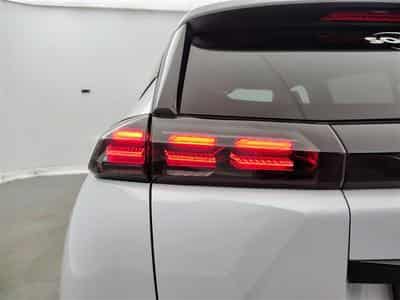 Peugeot 2008 1.2 PureTech Allure NAVI / FULL LED / CARPLAY / S-CUIR (2024) - Photo 15