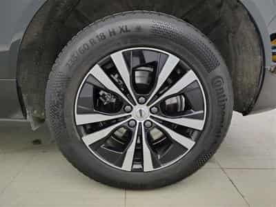Volvo XC60 2.0 T6 PHEV AWD Inscription CUIR/NAVI/TO PANO/JA18 (2021) - Photo 6