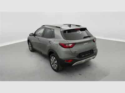 Kia Stonic 1.2 MPI 79cv Silver NAVI / CAMERA / CARPLAY / ALU (2025) - Photo 2