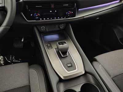 Nissan Qashqai 1.3 DIG-T MHEV X-Tronic N-Connecta CARPLAY / FULL LED / CAM (2026) - Photo 13
