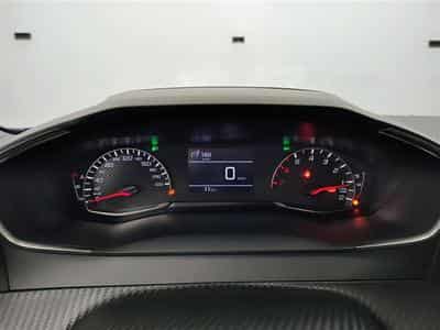 Peugeot 2008 1.2 PureTech 100cv Style CARPLAY / FULL LED / PDC AR (2025) - Photo 10