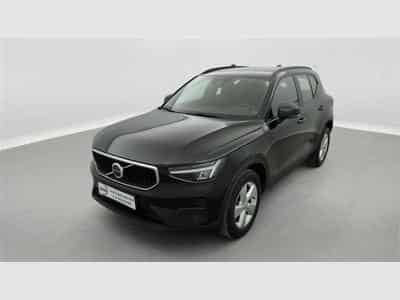 Volvo XC40 1.5 T2 Essential FULL LED/CARPLAY/JA17/PDC (2023) - Photo 1