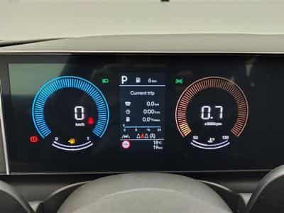 Hyundai Tucson 1.6 T-GDi 150cv DCT Black Edition NAVI / FULL LED / CAMERA (2026) - Photo 10