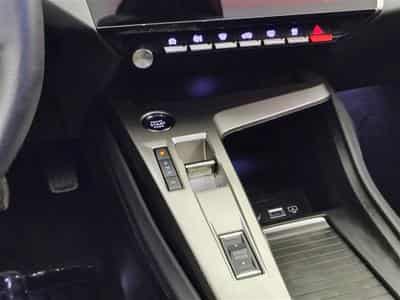 Peugeot 308 1.2 Turbo 130cv EAT8 Allure CARPLAY/FULL LED/CAM 360/COCKPIT (2024) - Photo 12
